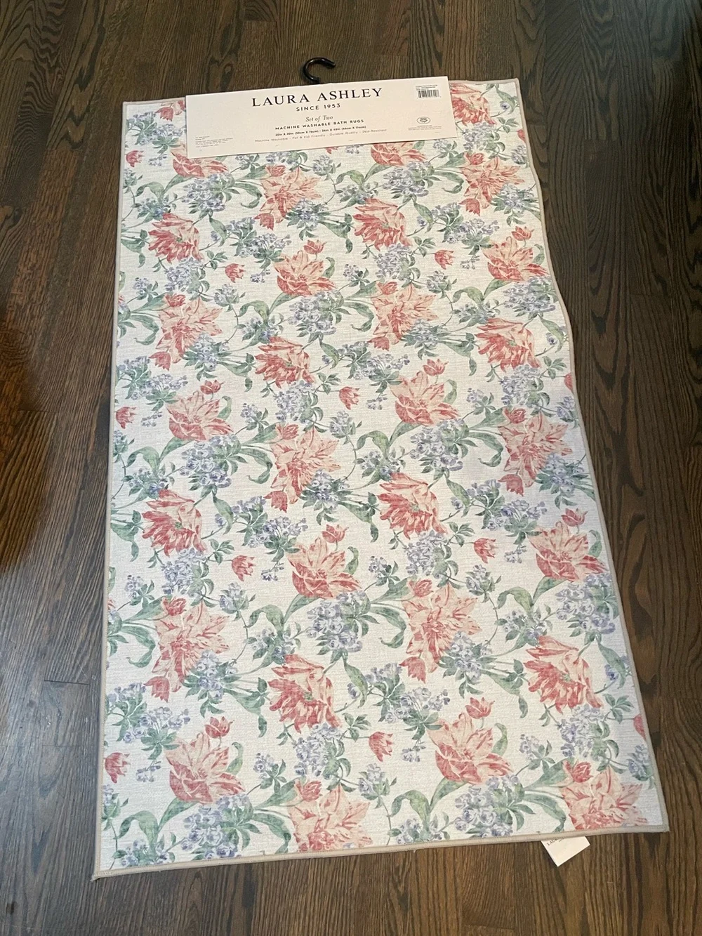 Laura Ashley Sherbourne floral bath mat/accent rug set - Brand new